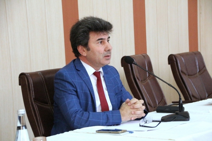 Akademik Ve İdari Birim Yöneticileriyle Değerlendirme Toplantısı Yapıldı