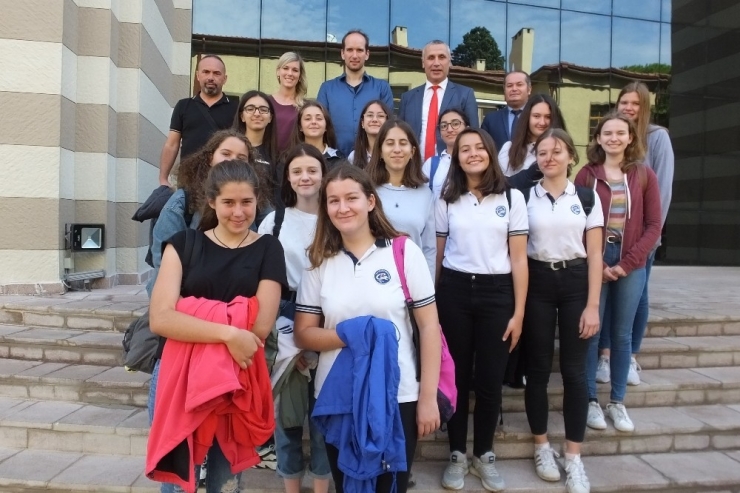 Burhaniye’de Kaymakam Öner, Alman Öğrencileri Kabul Etti