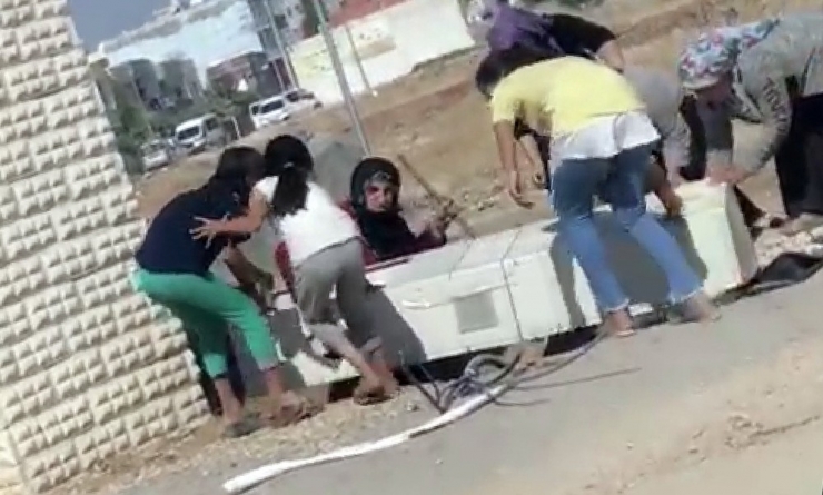 Kaçak Elektrik İçin Bu Kez Panoyu Söktüler