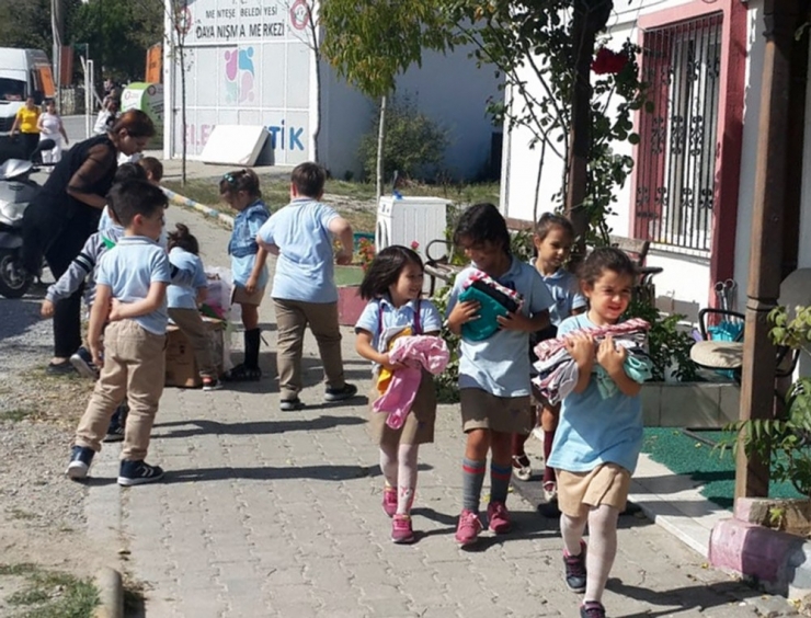 Küçük Kalplerden, Büyük Bağış