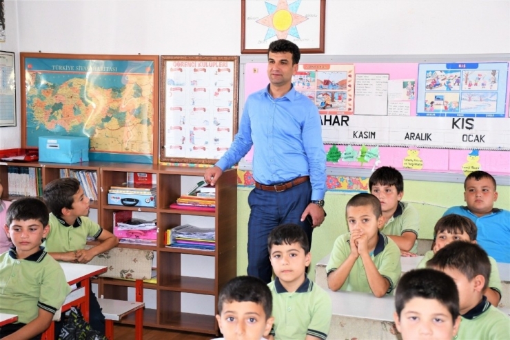 Bal, Okul Ziyaretlerini Sürdürüyor