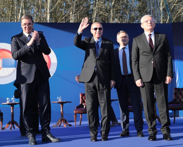 Cumhurbaşkanı Erdoğan: “İstikbalimizi Hep Beraber İnşa Etmeliyiz”