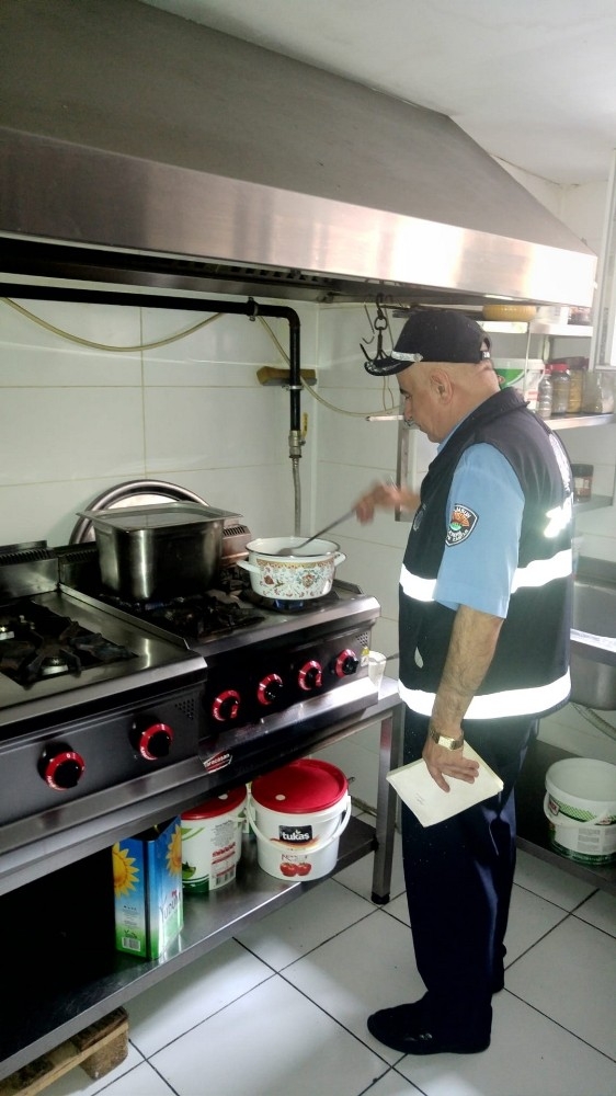 İlkadım’da Lokanta Ve Restoranlara Sıkı Denetim