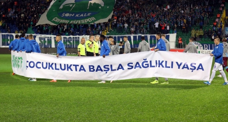 Süper Lig Ekipleri Obeziteye Dikkat Çekti