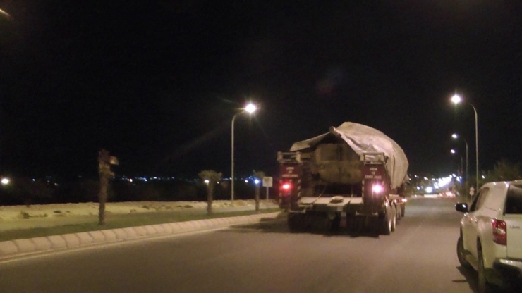 Suriye Sınırına Askeri Sevkiyat