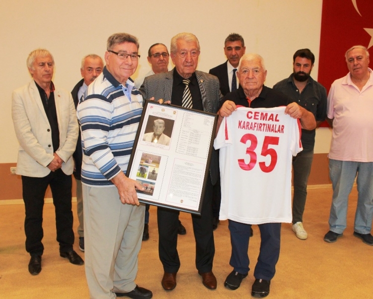 Tüfad’tan Karafırtınalar’a Vefa