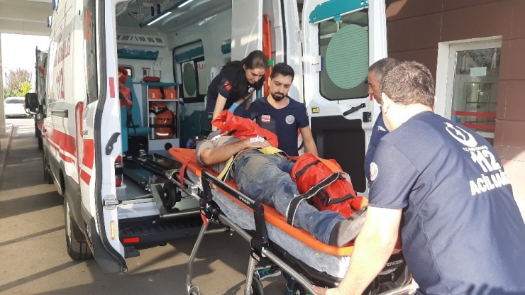 Yüksekten Düşen İnşaat İşçisi Yaralandı