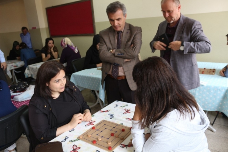 Bu Kez Anneler Yarıştı, Çocukları Destek Oldu