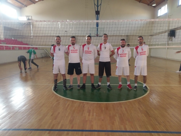 Evinin Sultanları Voleybol Turnuvası Bünyan’da Başladı