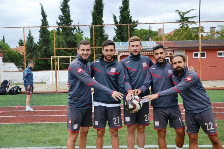 Ayvalıkgücü, Salihli’ye Bileniyor