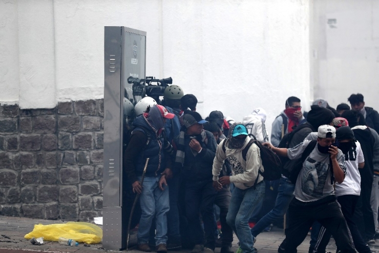 Ekvador’da Sokağa Çıkma Yasağı İlan Edildi