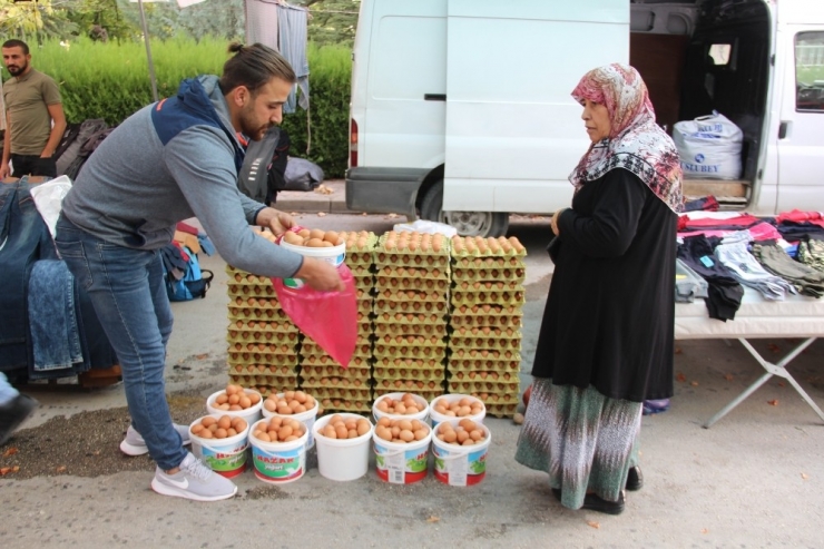 28 Madalyalı Şampiyon Üniversiteyi Bitirdi, Yumurta Satarak Ailesine Destek Oluyor