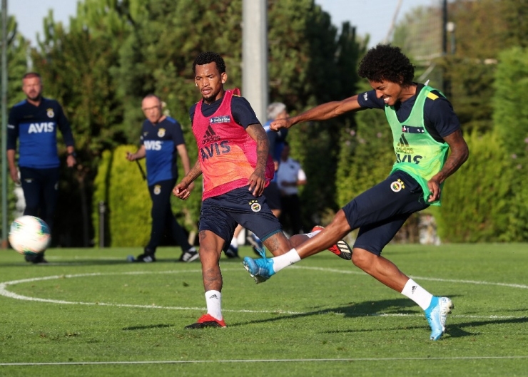 Fenerbahçe, Hücum - Savunma Organizasyonları Çalıştı