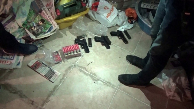 İstanbul’da Terör Örgütü Pkk’ya Operasyon: 22 Gözaltı