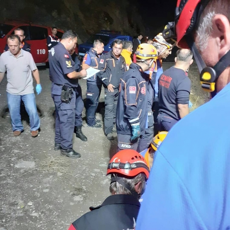 200 Metrelik Uçurumdan Yuvarlandılar: 1 Ölü, 2 Yaralı