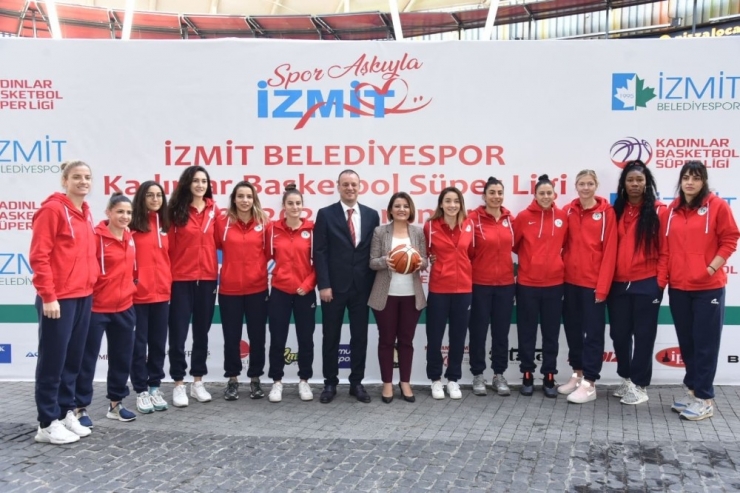İzmit Belediyespor Kadın Basketbol Takımı Yeni Sezona Hazır