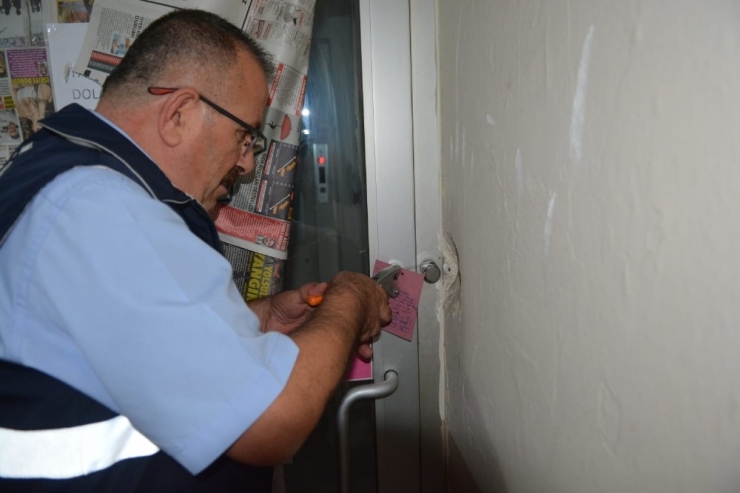 İzmit’te Kural Tanımayan 3 İş Yerine Kapatma Cezası