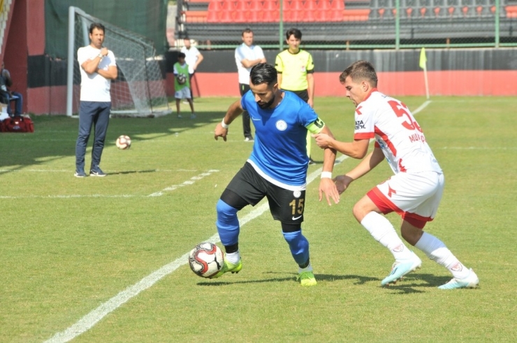 Karaköprü Belediyespor Liderliğe Yükseldi