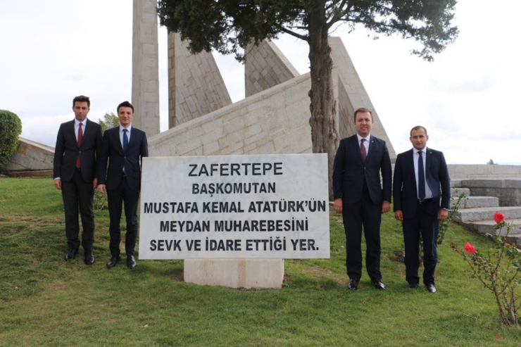 Kaymakamlardan Şehitlere Dua