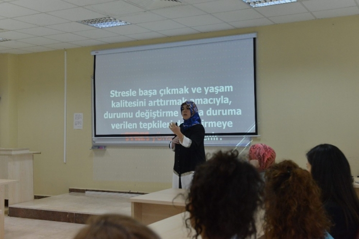 Saü’de Stresle Başa Çıkma Yolları Anlatıldı