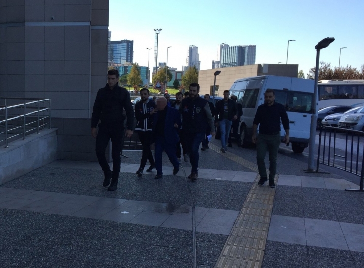 Kızına İşkence Ettiği İddia Edilen Şüpheli Adliyeye Getirildi