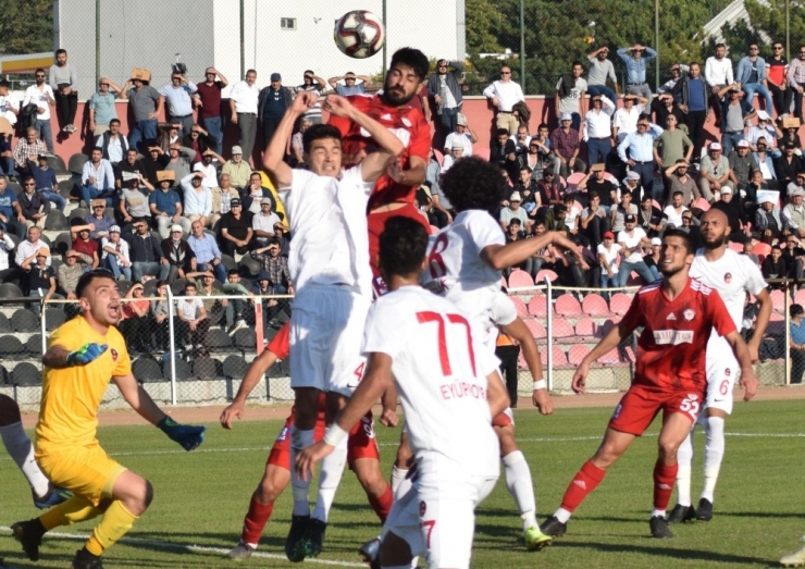 Tff 2. Lig: Yeni Çorumspor: 3 - Başkent Akademi Fk: 2