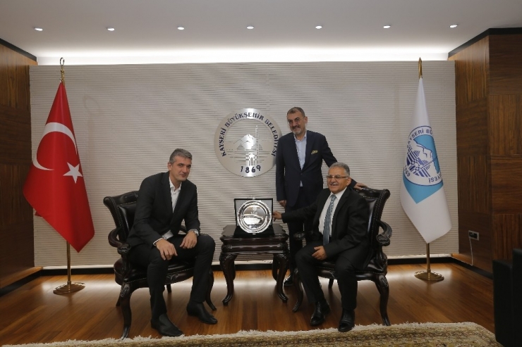 Başketbol Federasyonu’ndan Başkan Büyükkılıç’a Teşekkür