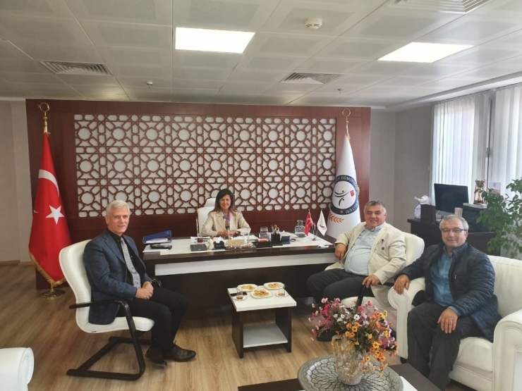 Müjde Geldi: Kemalpaşa’ya Yüksekokul Kuruluyor