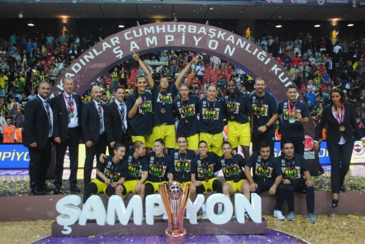 Fenerbahçeli Esra Ural Topuz: "Benim İçin Gerçekten Duygusal Bir Maçtı"