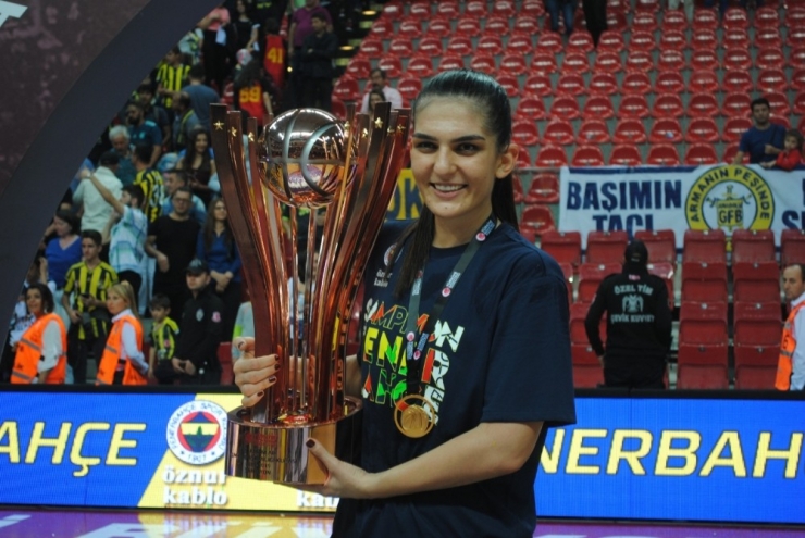 Fenerbahçeli Esra Ural Topuz: "Benim İçin Gerçekten Duygusal Bir Maçtı"