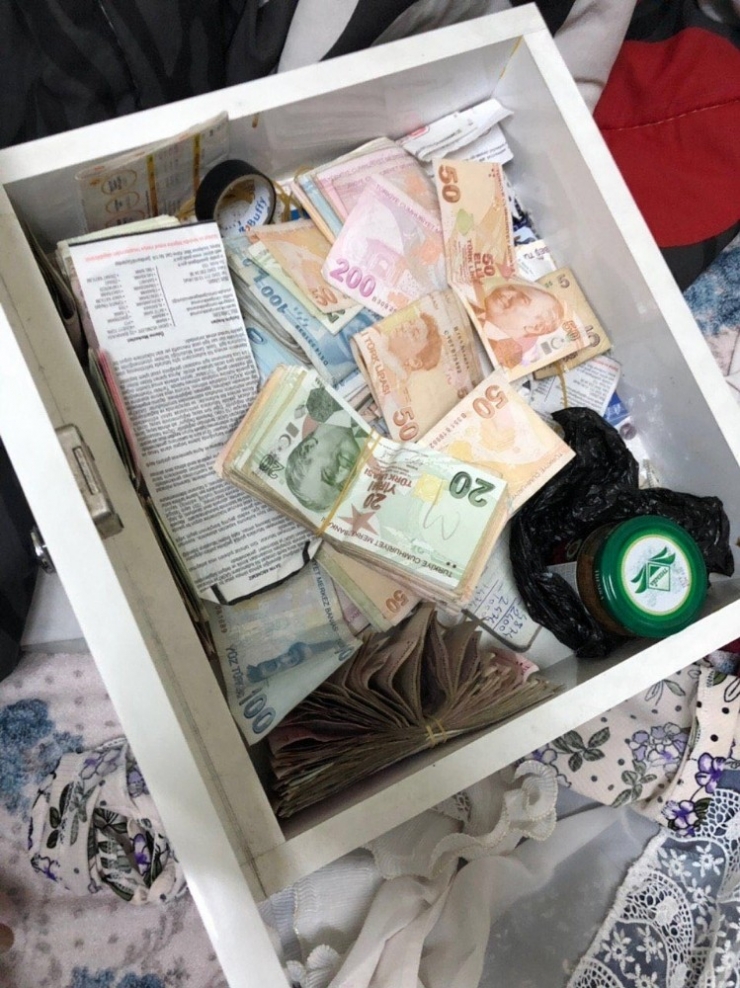 Kaçak Sigara Ve Çay Operasyonu