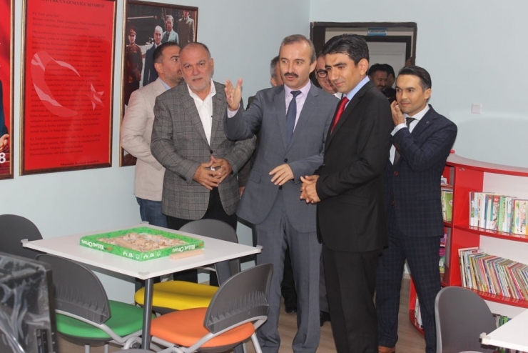 İsmail Hakkı Tonguç İlkokulu’nda Z-kütuphane Ve Oyun Etkinlik Alanı Açılışı Yapıldı