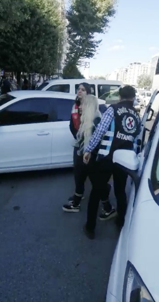 Mega Kentin Altını Üstüne Getiren Maganda Çift Yakalandı