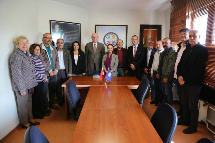 Kazım Kurt’tan Ekk’ye Ziyaret