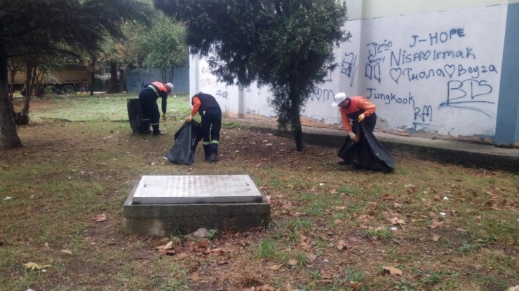 Körfez İlçesi Sahil Parkları Tertemiz