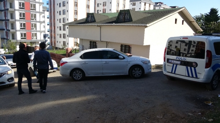 Polisten Kaçan Şahıs, Polis Ekiplerini Harekete Geçirdi