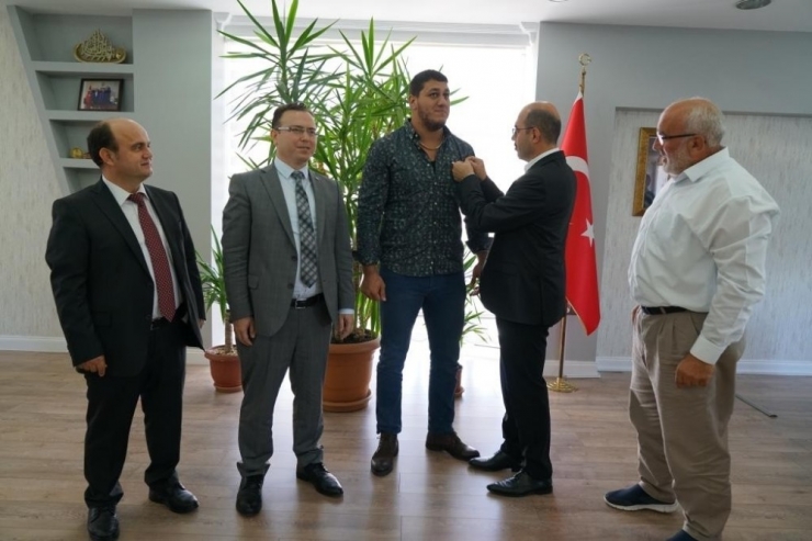 Başkan Kılıç’tan Terme’nin Gururuna Altın