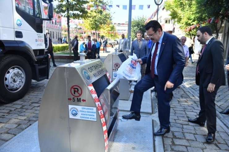 Genç, Yer Altı Çöp Konteynır Sistemini İnceledi