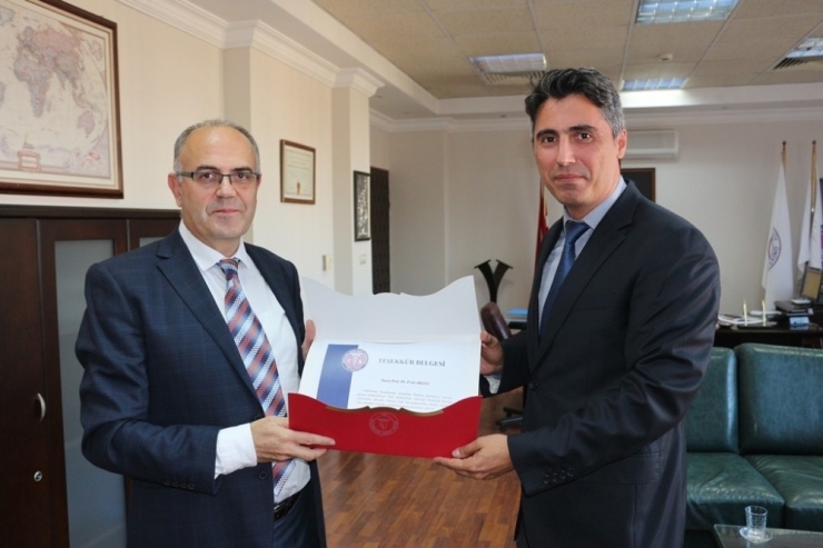 Beü’ye “Kurum Uzmanlık Eğitimi Yeterlilik Belgesi”