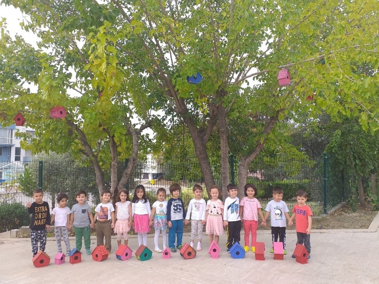 Adü’lü Minikler Kuş Evi Yaptı