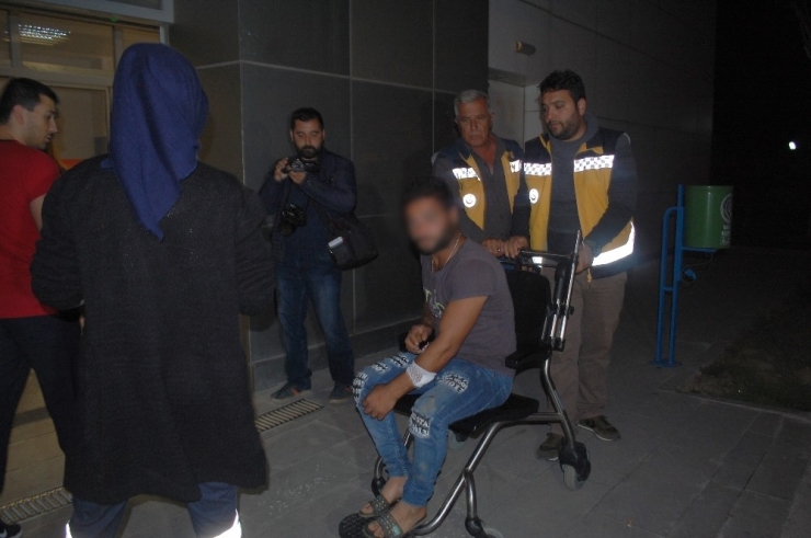 Akrabalar Arasında Sopalı Kavga: 3 Yaralı