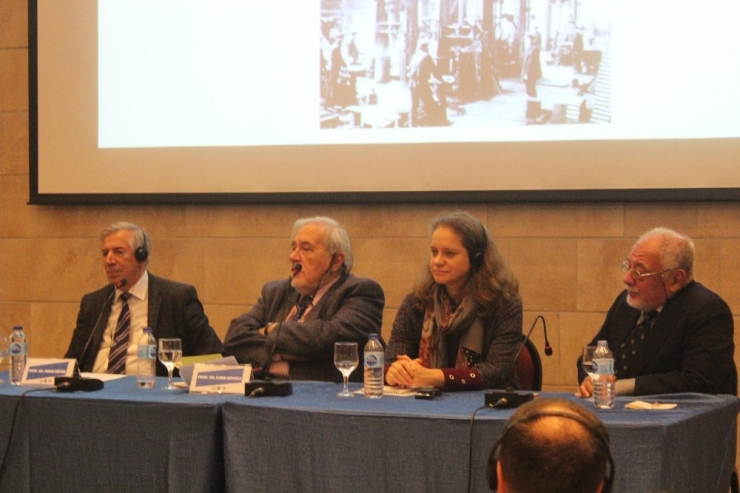 Türk-rus İlişkileri Çalıştayı