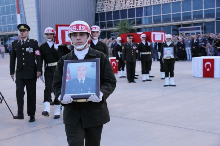 Barış Pınarı Harekatı Şehitleri Memleketlerine Uğurlandı