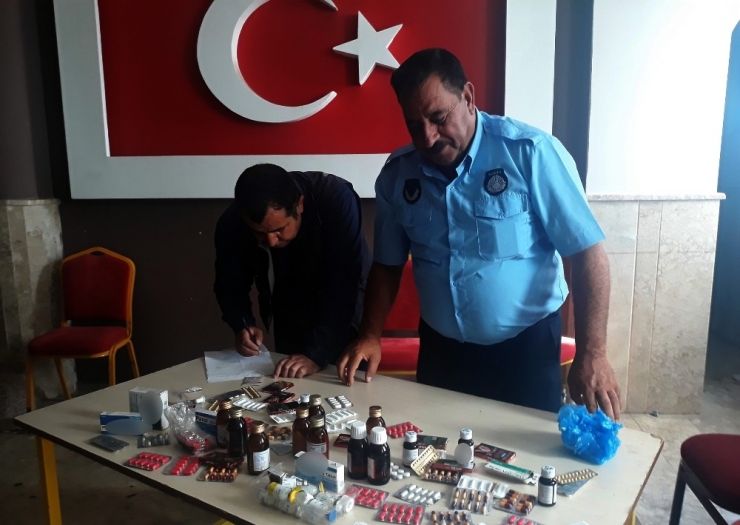 Bakkal Dükkanında Kaçak İlaçlar Çıktı