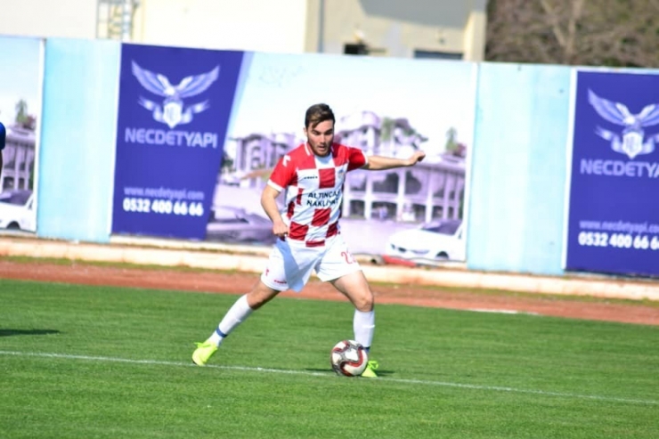 Isparta 32 Spor’dan Orta Sahaya Takviye