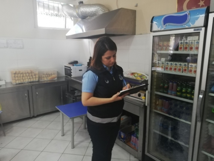 İzmit Belediyesi’nden Okul Kantinlerine Sıkı Denetim