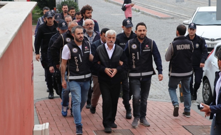 Sahte Peygamberin Evinde Çok Miktarda Para Ele Geçirildi