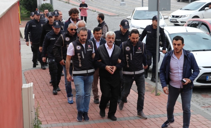 Sahte Peygamberin Evinde Çok Miktarda Para Ele Geçirildi