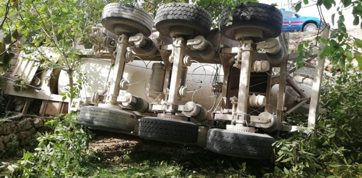 Devrilen Beton Mikseri Yaşlı Adamın Ölümüne Neden Oldu