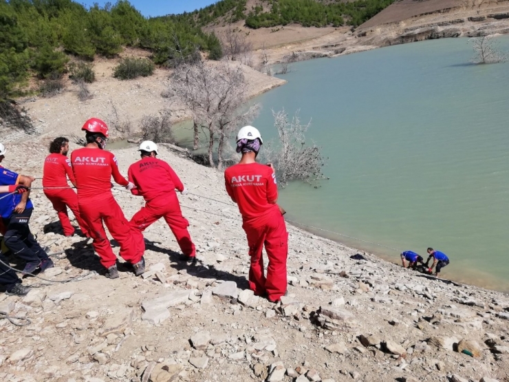 5 Gündür Aranan Şahıs Gölette Ölü Bulundu